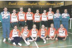 Teamfoto-heren-1996-zitvolleybal